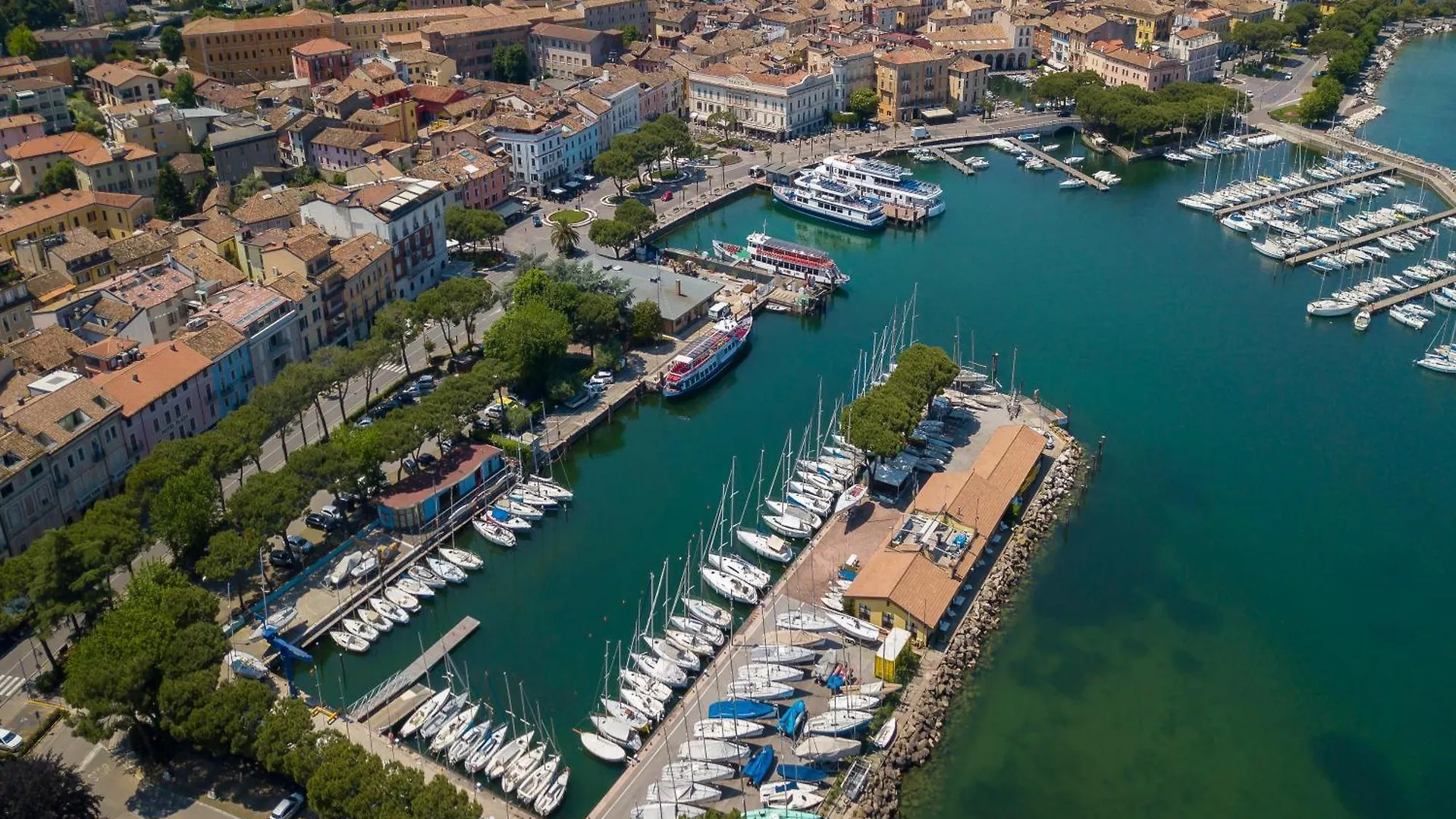 Apartment Casa Michelangelo - Happy Rentals Desenzano del Garda