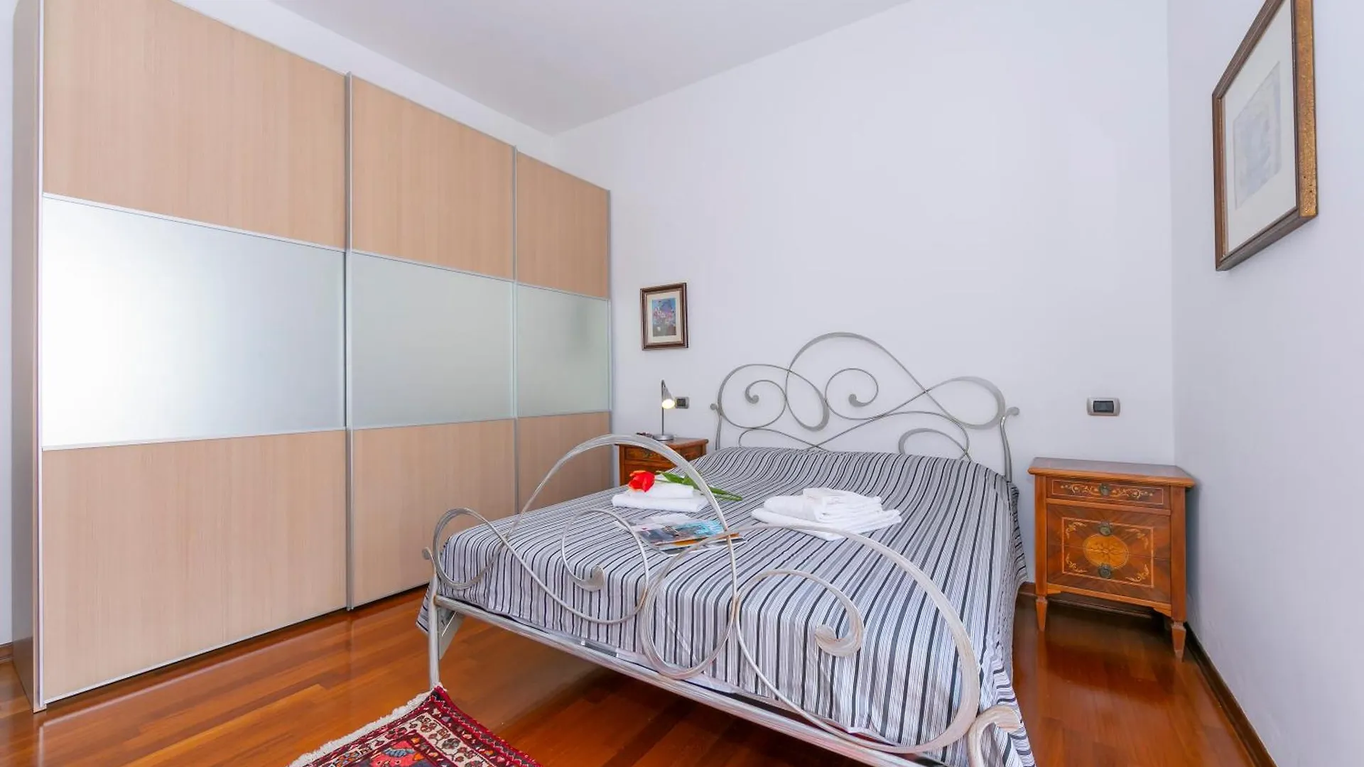 Casa Michelangelo - Happy Rentals Desenzano del Garda 0*,  Italy