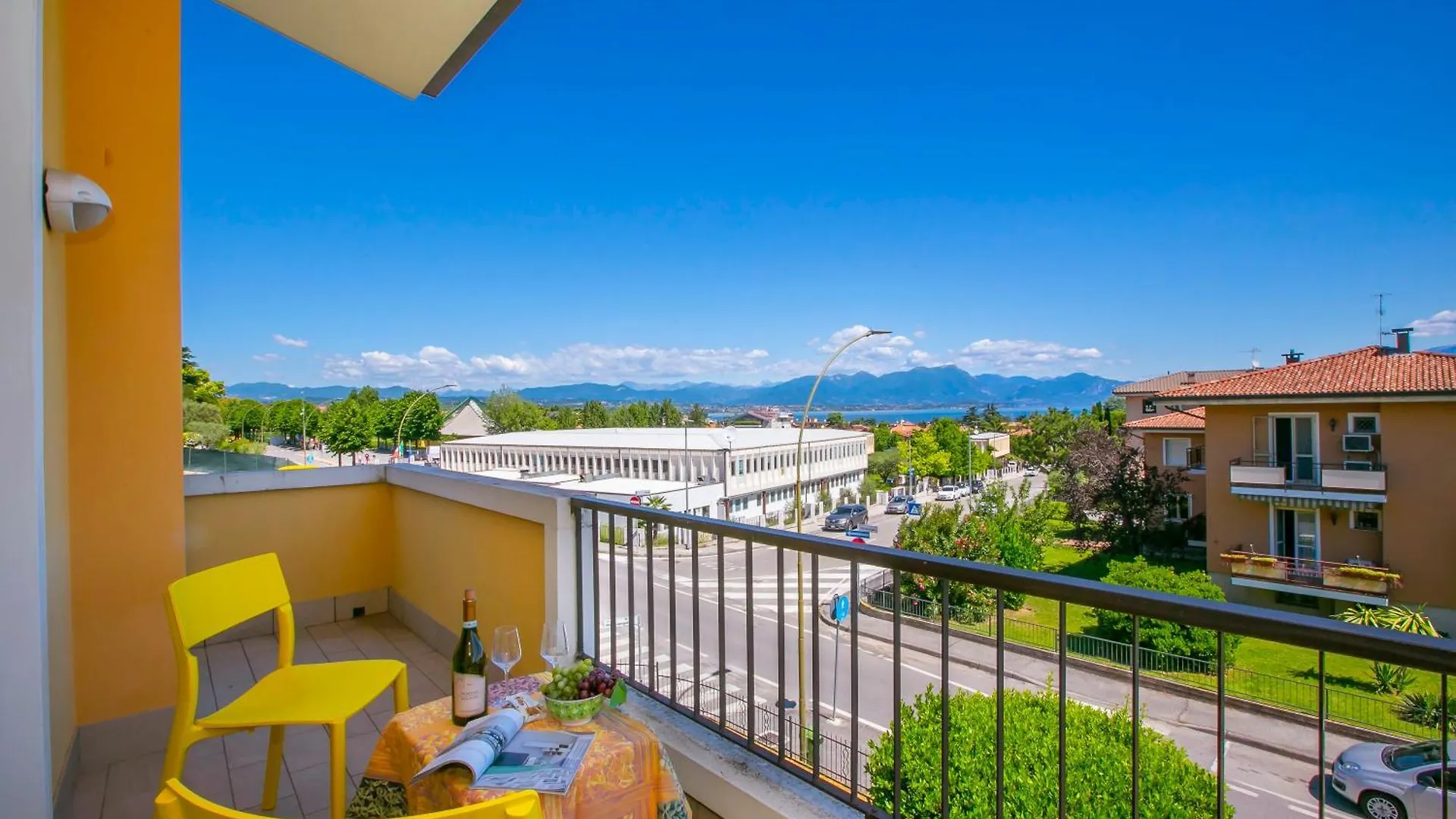 Casa Michelangelo - Happy Rentals Desenzano del Garda Apartment